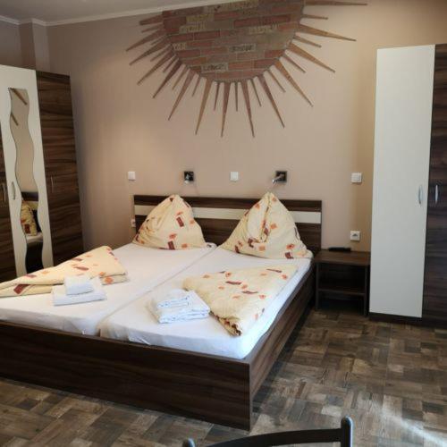Borostyan Panzio Balatonfuered Bed & Breakfast Dış mekan fotoğraf