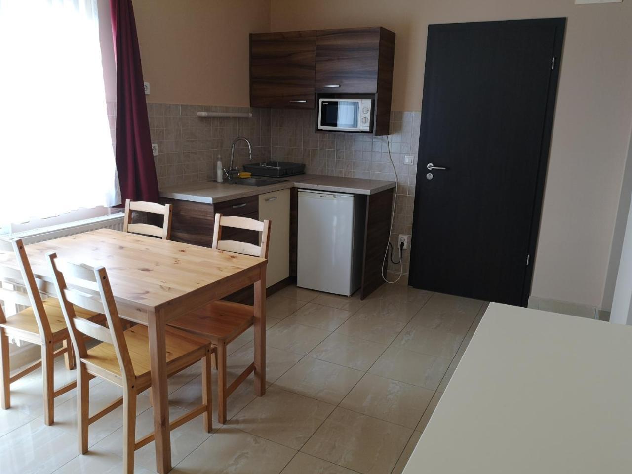 Borostyan Panzio Balatonfuered Bed & Breakfast Dış mekan fotoğraf