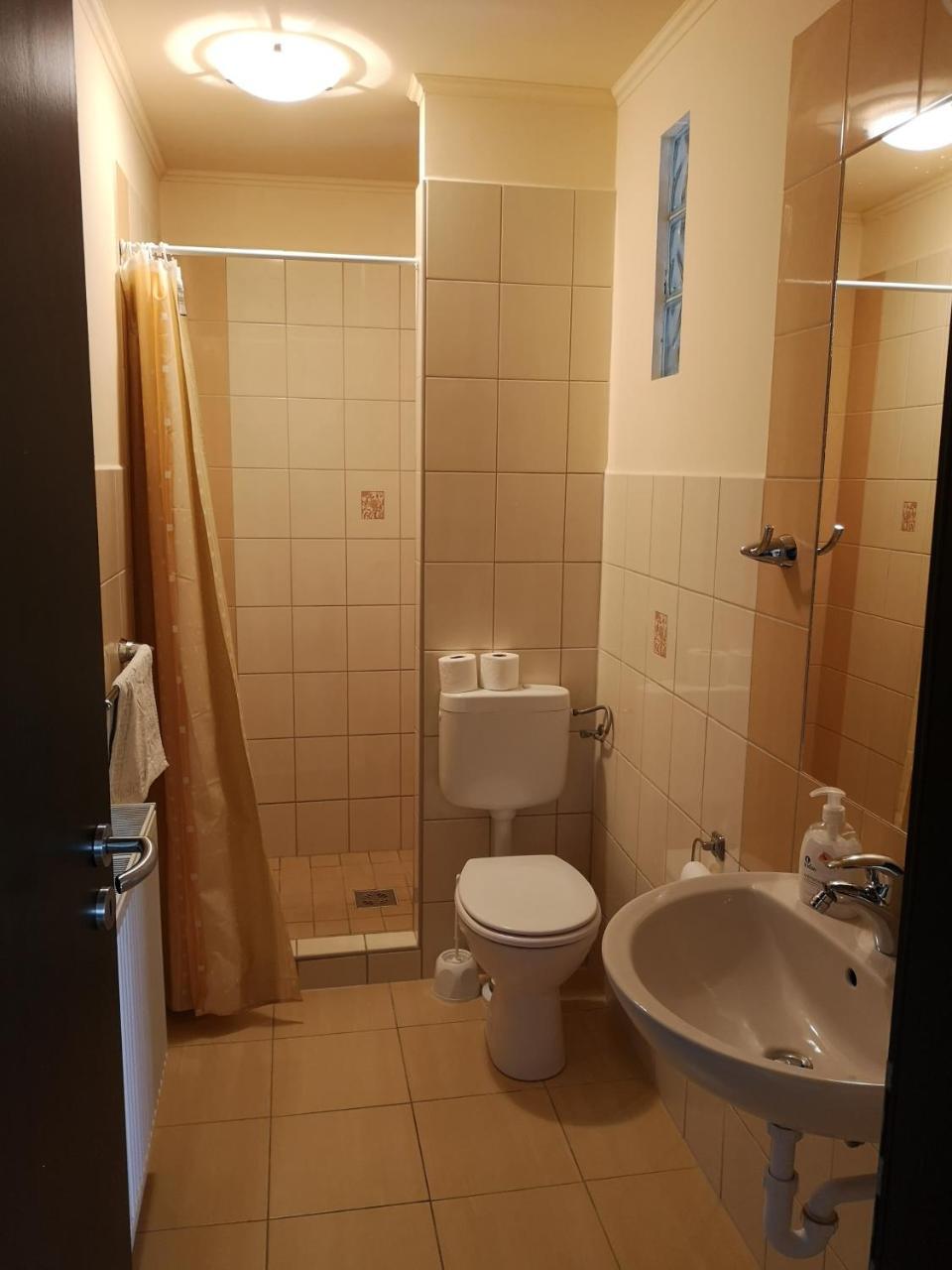 Borostyan Panzio Balatonfuered Bed & Breakfast Dış mekan fotoğraf