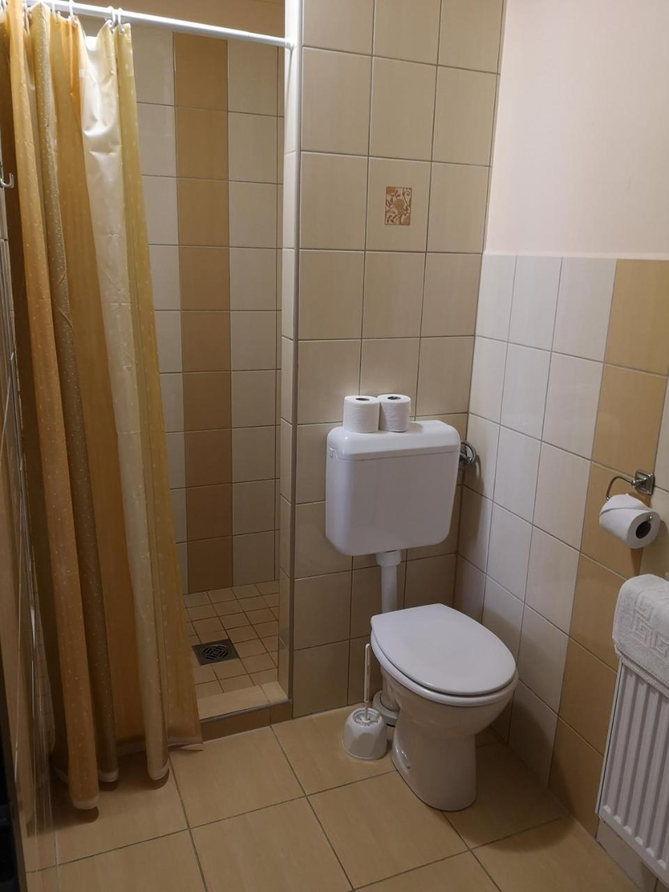 Borostyan Panzio Balatonfuered Bed & Breakfast Dış mekan fotoğraf