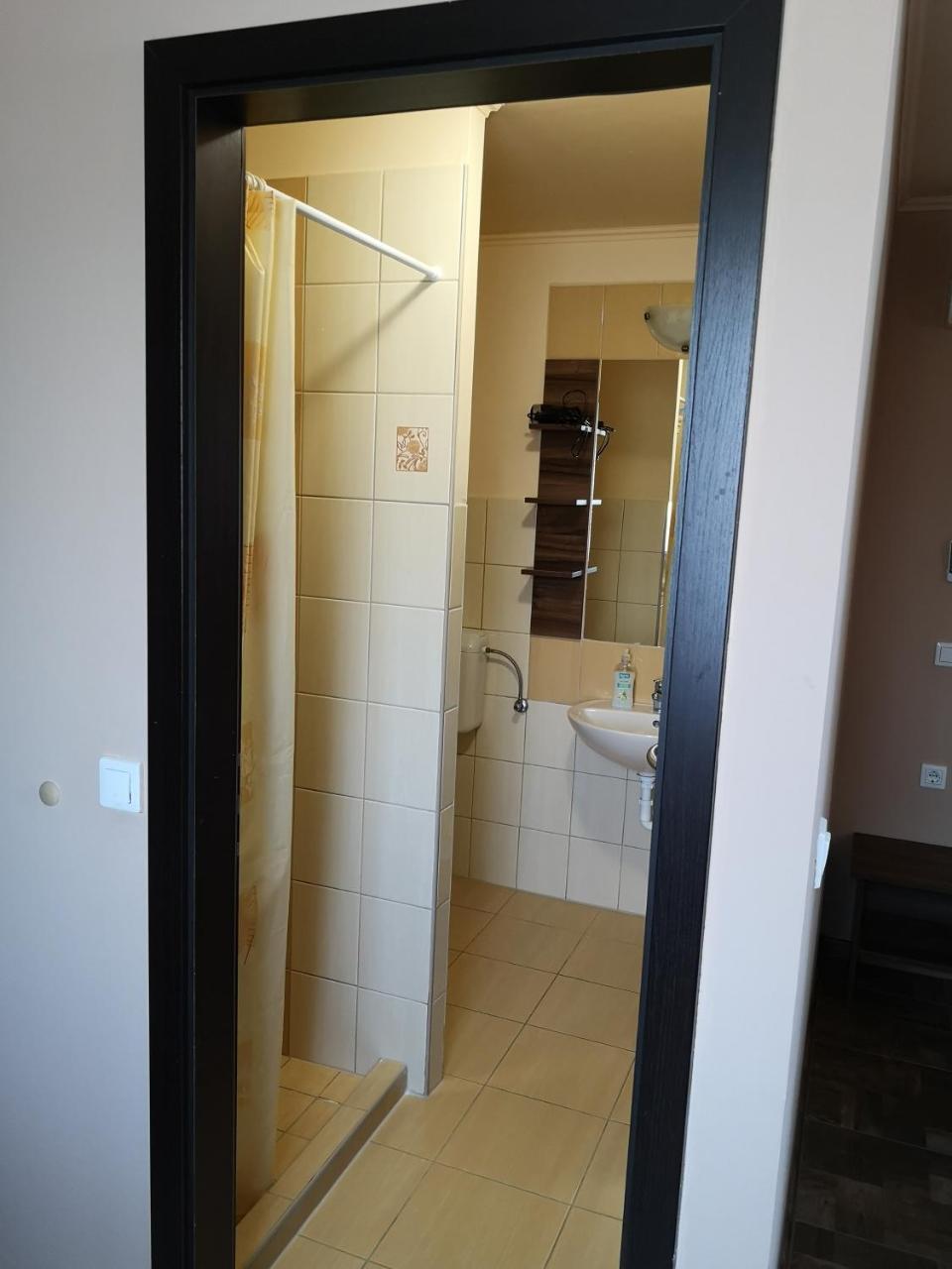 Borostyan Panzio Balatonfuered Bed & Breakfast Dış mekan fotoğraf
