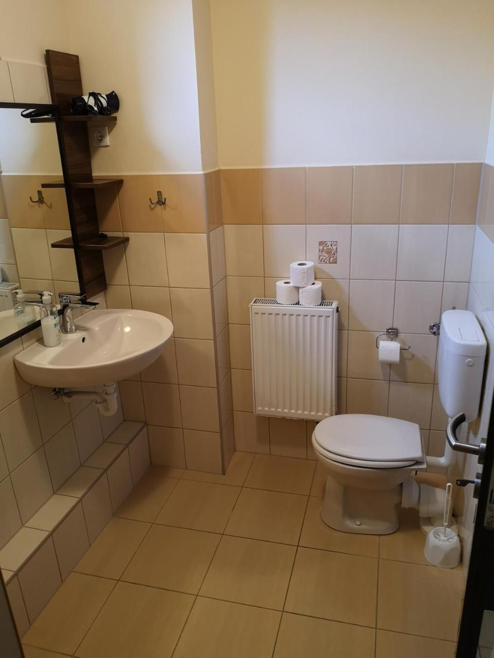 Borostyan Panzio Balatonfuered Bed & Breakfast Dış mekan fotoğraf